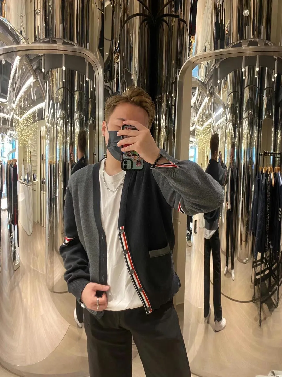 🔘『 』 🔘 𝐓𝐡𝐨𝐦 𝐁𝐫𝐨𝐰𝐧𝐞 * *